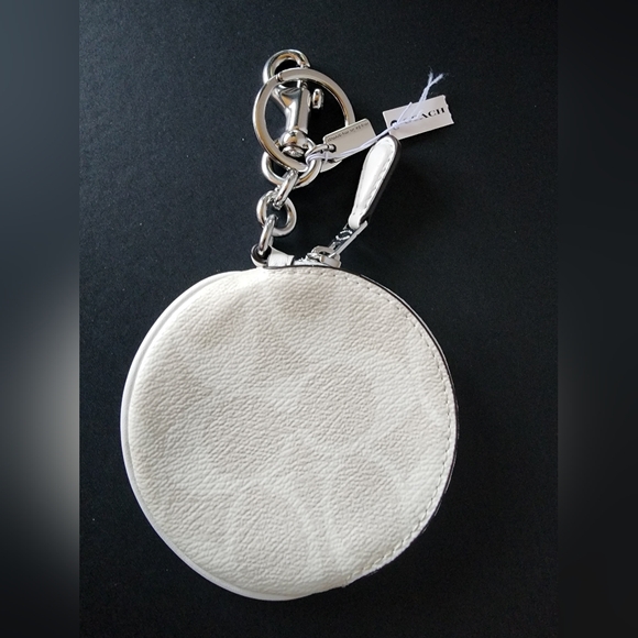 ✨️NWT✨️ Coach Winner's Choice Bag Charm - Picture 2 of 13